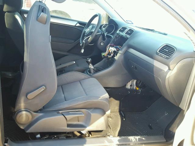 WVWAA7AJ1AW221946 - 2010 VOLKSWAGEN GOLF 灰色 照片 5