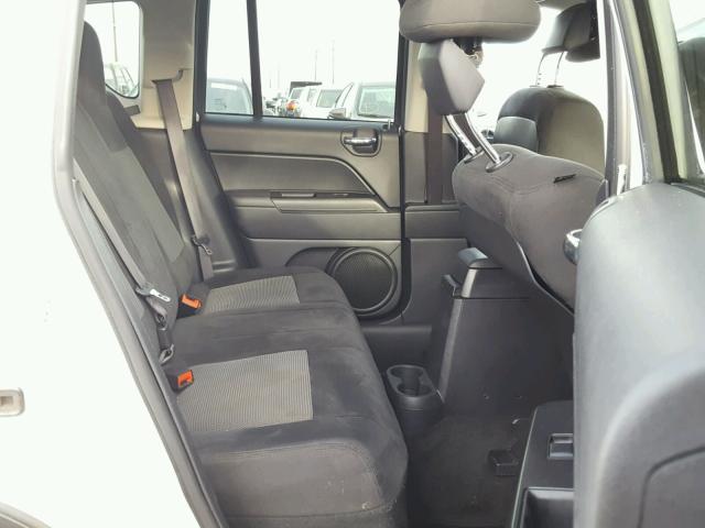 1C4NJCBA1GD765392 - 2016 JEEP COMPASS SP 白色 照片 6