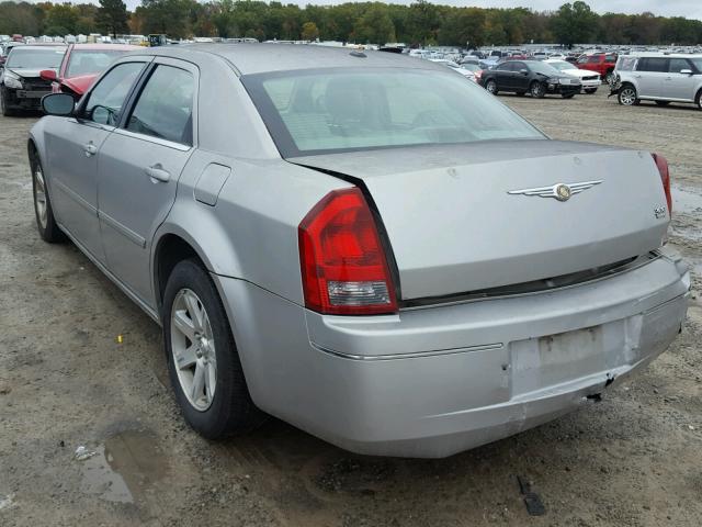 2C3KA53G87H876076 - 2007 CHRYSLER 300 TOURIN SILVER photo 3