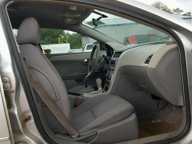 1G1ZG57B194119889 - 2009 CHEVROLET MALIBU LS 银色 照片 5