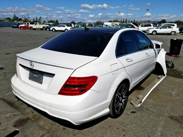 WDDGF4HB3DA868817 - 2013 MERCEDES-BENZ C 250 WHITE photo 4