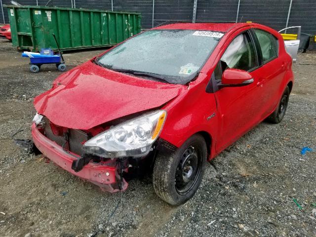 JTDKDTB38D1529878 - 2013 TOYOTA PRIUS C RED photo 2