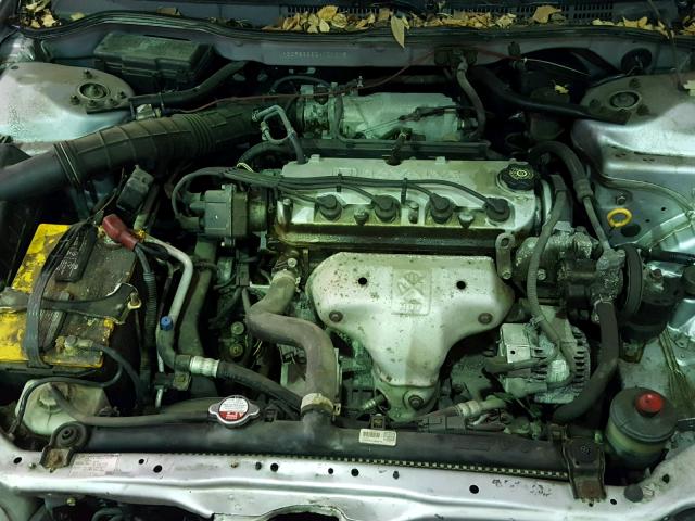 1HGCF86632A101215 - 2002 HONDA ACCORD VAL SILVER photo 7