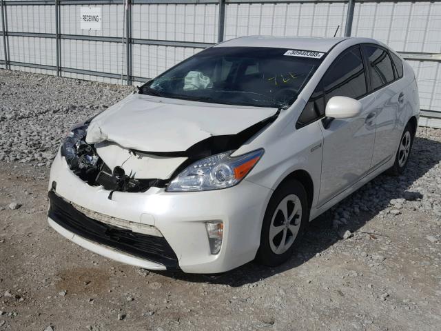 JTDKN3DU5E1754215 - 2014 TOYOTA PRIUS WHITE photo 2