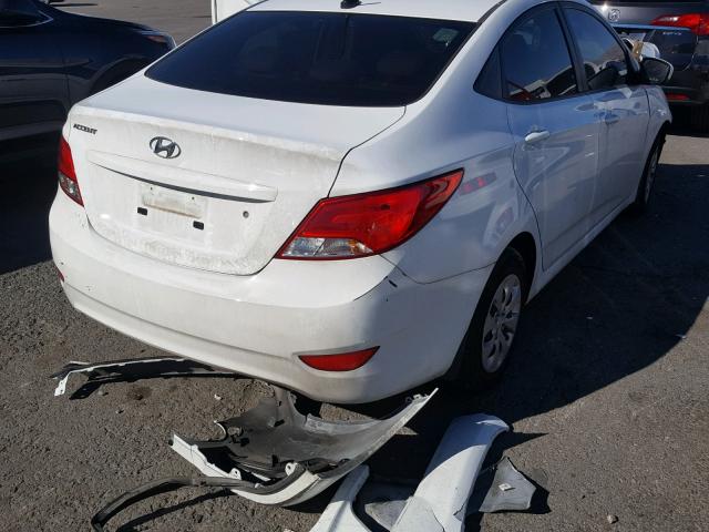 KMHCT4AEXGU098751 - 2016 HYUNDAI ACCENT SE WHITE photo 4