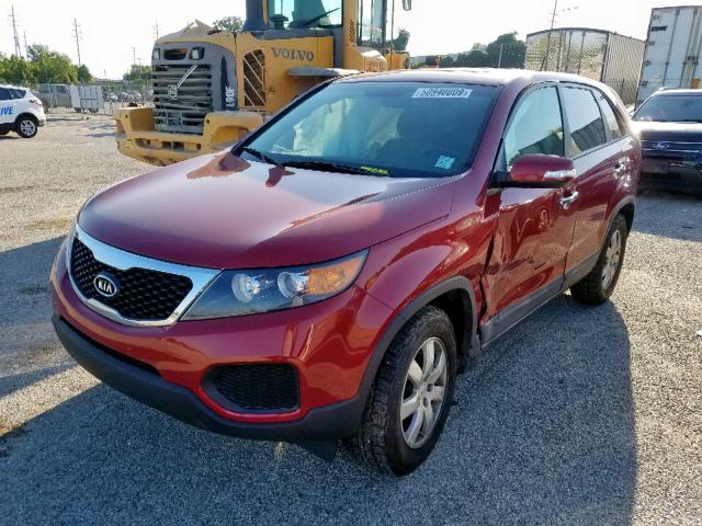 5XYKT3A14BG045464 - 2011 KIA SORENTO BA RED photo 2