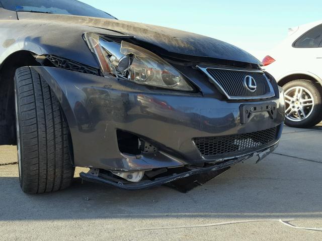 JTHBE262075012773 - 2007 LEXUS IS 350 GRAY photo 9