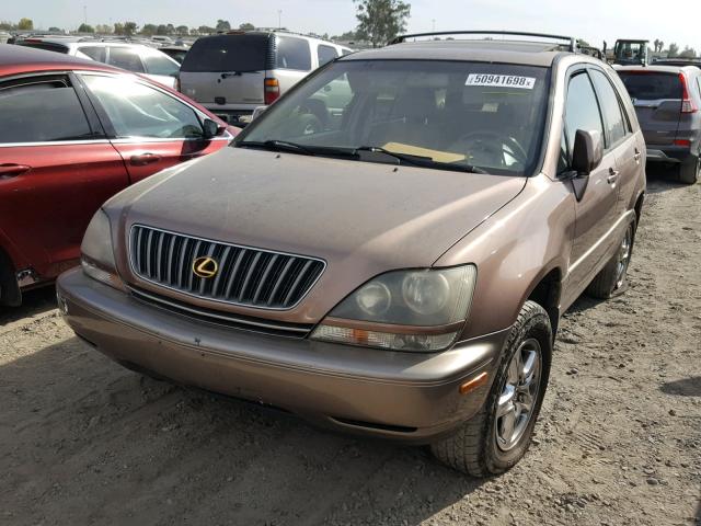 JT6HF10U3X0027253 - 1999 LEXUS RX 300 BROWN photo 2