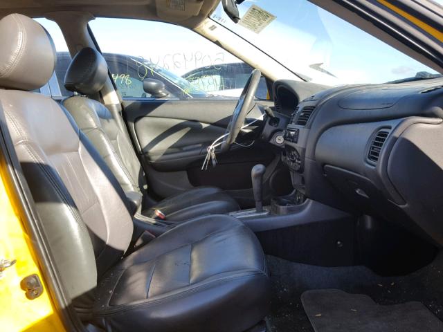 3N1AB51D75L507343 - 2005 NISSAN SENTRA SE- YELLOW photo 5