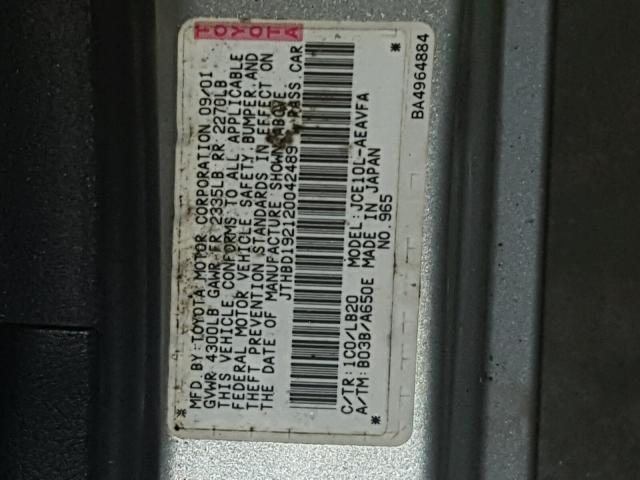 JTHBD192120042489 - 2002 LEXUS IS 300 SILVER photo 10