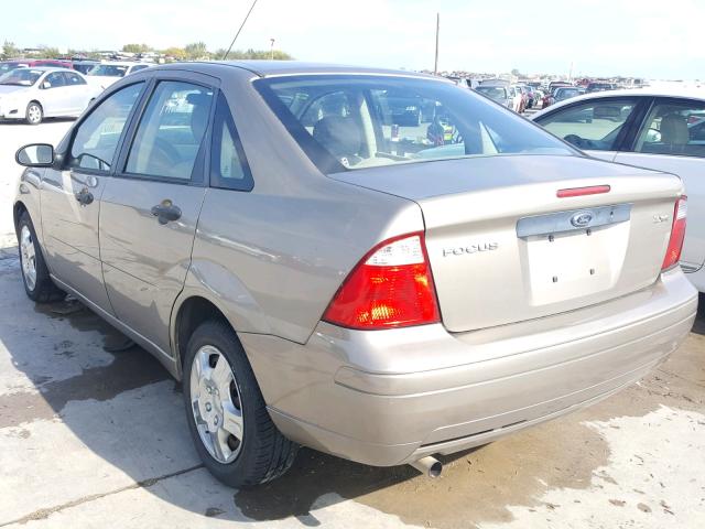 1FAFP34N75W225443 - 2005 FORD FOCUS ZX4 BEIGE photo 3