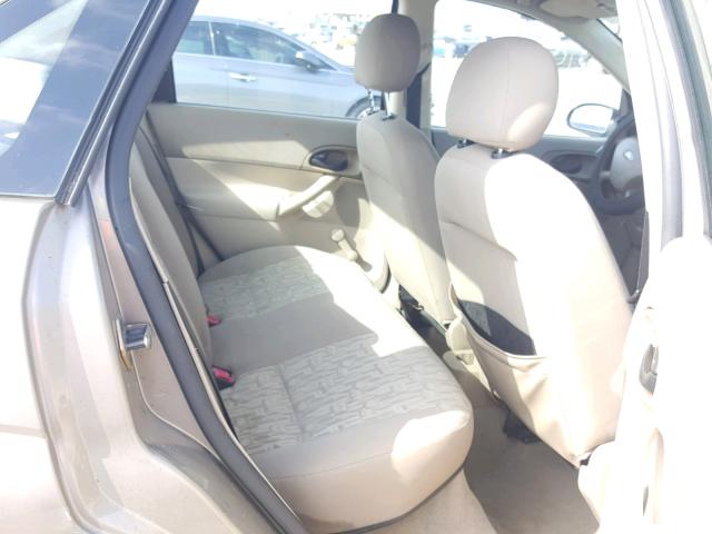 1FAFP34N75W225443 - 2005 FORD FOCUS ZX4 BEIGE photo 6