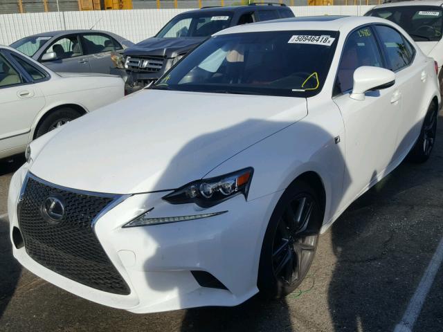 JTHBA1D2XG5022090 - 2016 LEXUS IS 200T WHITE photo 2