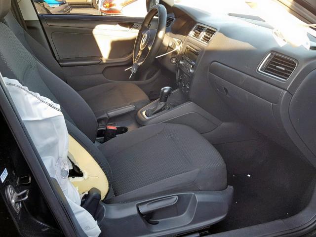 3VW2K7AJ6EM440969 - 2014 VOLKSWAGEN JETTA BASE 黑色 照片 5