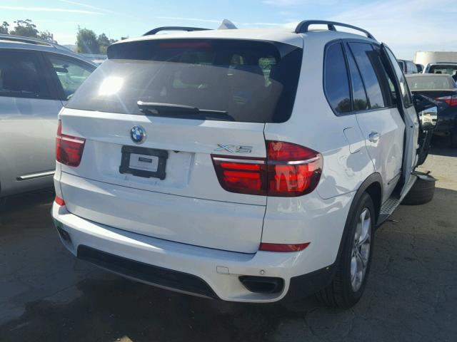 5UXZV8C57CL424484 - 2012 BMW X5 XDRIVE5 WHITE photo 4