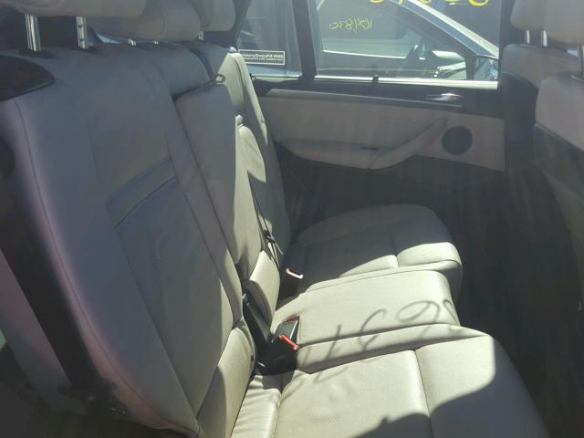 5UXZV8C57CL424484 - 2012 BMW X5 XDRIVE5 WHITE photo 6