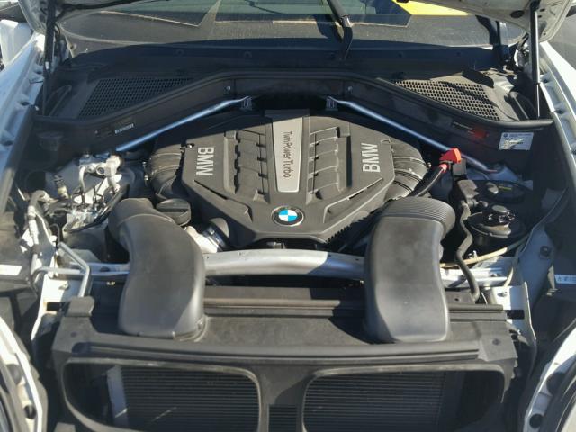 5UXZV8C57CL424484 - 2012 BMW X5 XDRIVE5 WHITE photo 7