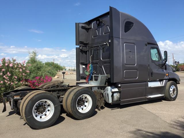 1FUJGLBG1DSBS6742 - 2013 FREIGHTLINER CASCADIA 1 GRAY photo 4