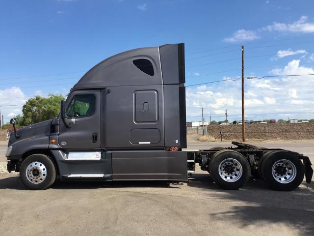 1FUJGLBG1DSBS6742 - 2013 FREIGHTLINER CASCADIA 1 GRAY photo 9