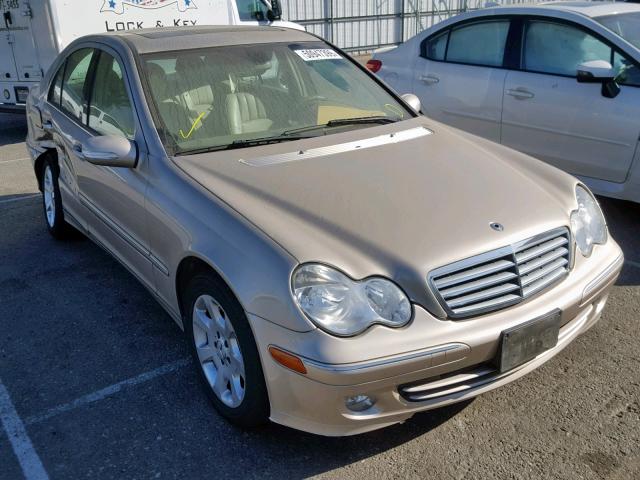 WDBRF61J15F575985 - 2005 MERCEDES-BENZ C 240 GOLD photo 1