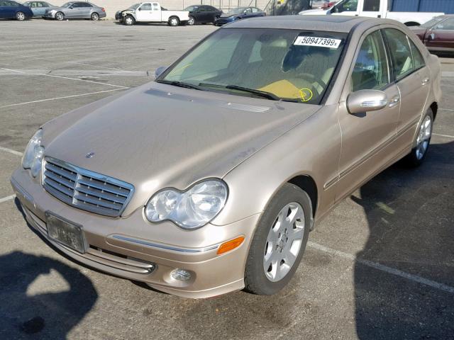 WDBRF61J15F575985 - 2005 MERCEDES-BENZ C 240 GOLD photo 2