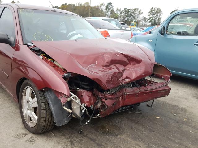 1FAHP34N66W115011 - 2006 FORD FOCUS ZX4 MAROON photo 9