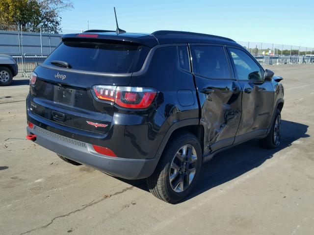 3C4NJDDBXHT641080 - 2017 JEEP COMPASS TR BLACK photo 4