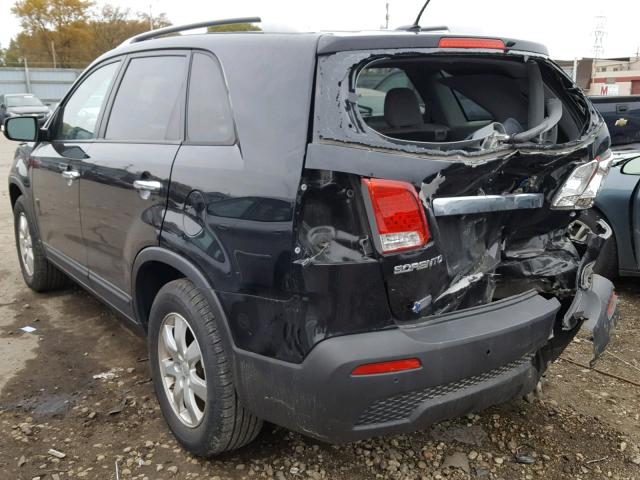 5XYKT4A18BG152393 - 2011 KIA SORENTO BA BLACK photo 3