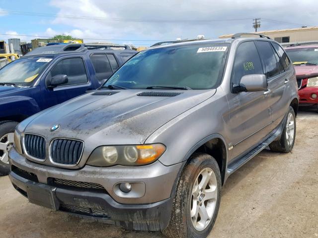 5UXFA135X5LY04086 - 2005 BMW X5 3.0I GRAY photo 2