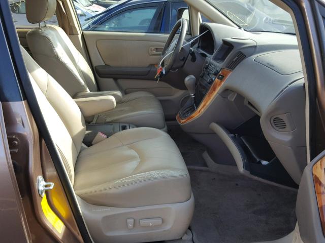 JT6HF10U8X0044744 - 1999 LEXUS RX 300 GOLD photo 5