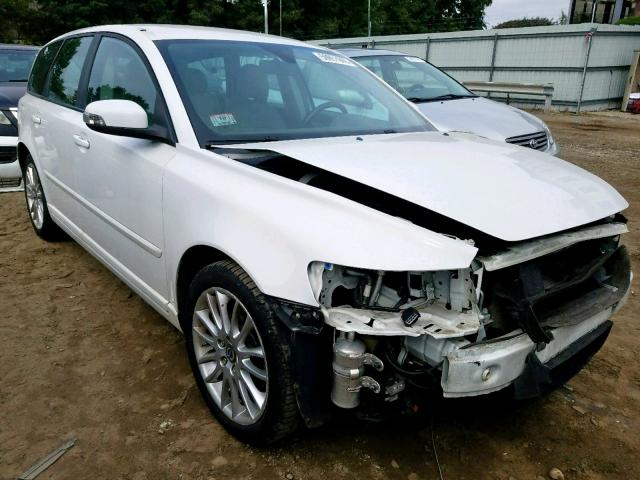 YV1390MW2A2546655 - 2010 VOLVO V50 2.4I WHITE photo 1