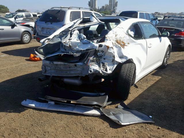 JTKJF5C78C3043960 - 2012 TOYOTA SCION TC თეთრი ფოტო 4