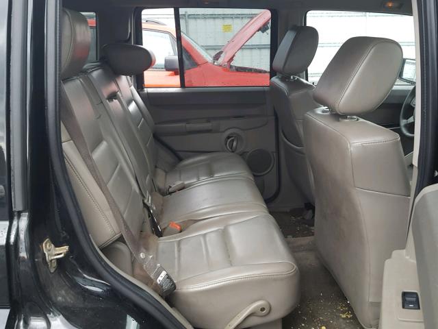 1J8HG48K96C268718 - 2006 JEEP COMMANDER BLACK photo 6