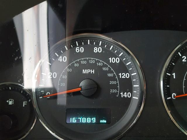 1J8HG48K96C268718 - 2006 JEEP COMMANDER BLACK photo 8