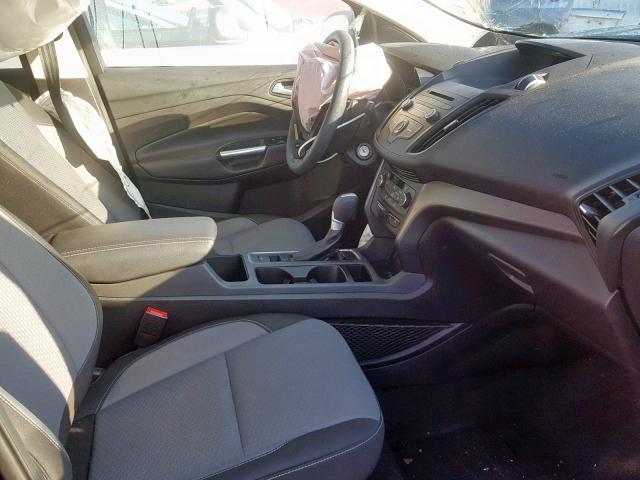 1FMCU9GD0HUE66395 - 2017 FORD ESCAPE SE Schwarz Foto 5