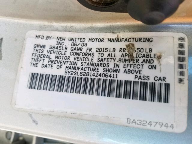 5Y2SL62814Z406411 - 2004 PONTIAC VIBE SILVER photo 10