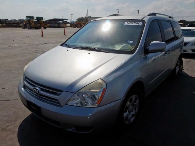 KNDMG4C30A6339494 - 2010 KIA SEDONA LX GRAY photo 2