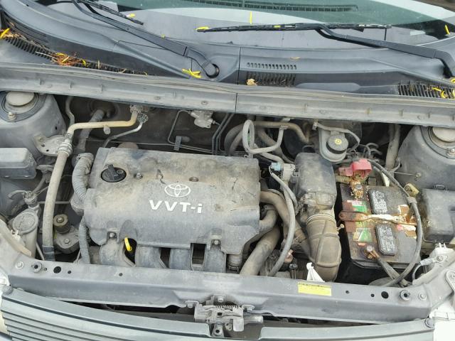 JTLKT324750216585 - 2005 TOYOTA SCION XB GREEN photo 7