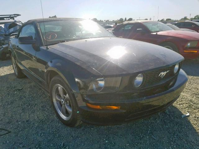 1ZVHT85H855193576 - 2005 FORD MUSTANG GT BLACK photo 1