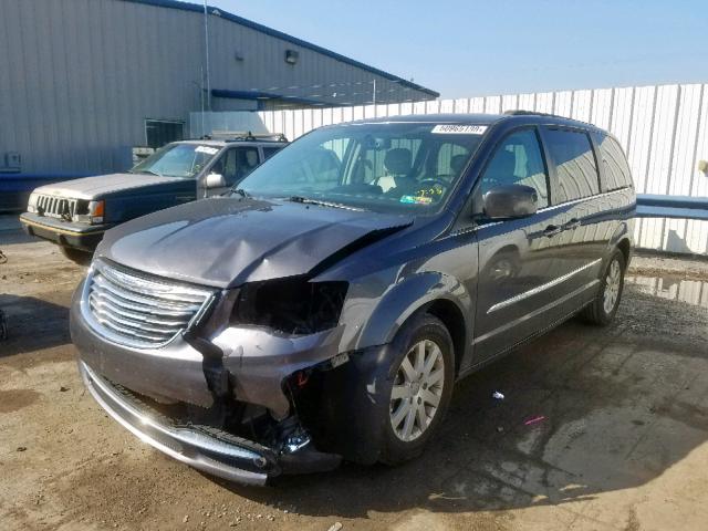 2C4RC1BG8FR553329 - 2015 CHRYSLER TOWN & COU GRAY photo 2