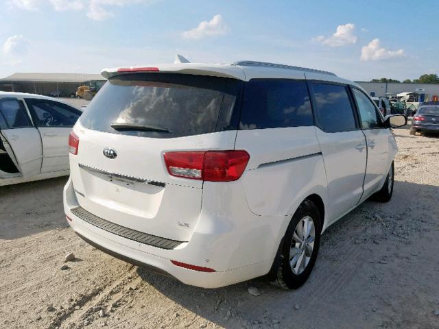 KNDMB5C15G6192813 - 2016 KIA SEDONA LX WHITE photo 4