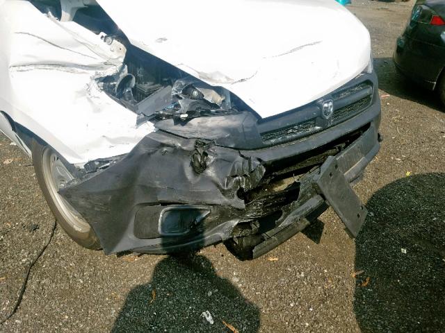 ZFBERFAB2H6G95658 - 2017 RAM PROMASTER 白色 照片 9