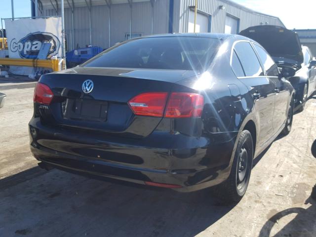 3VW2K7AJ3CM335061 - 2012 VOLKSWAGEN JETTA BASE Սև լուսանկար 4