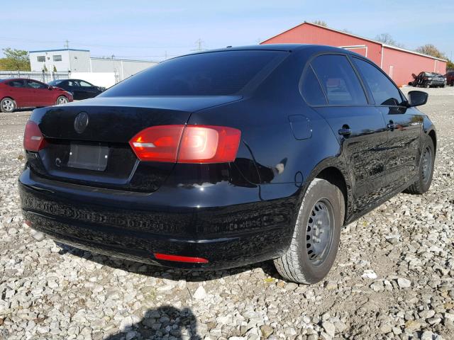 3VW1K7AJ7EM254983 - 2014 VOLKSWAGEN JETTA BASE BLACK photo 4