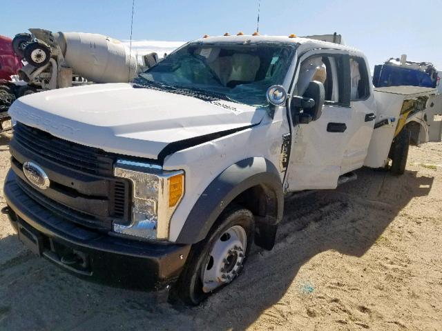 1FD0W5GT8HEB92970 - 2017 FORD F550 SUPER WHITE photo 2