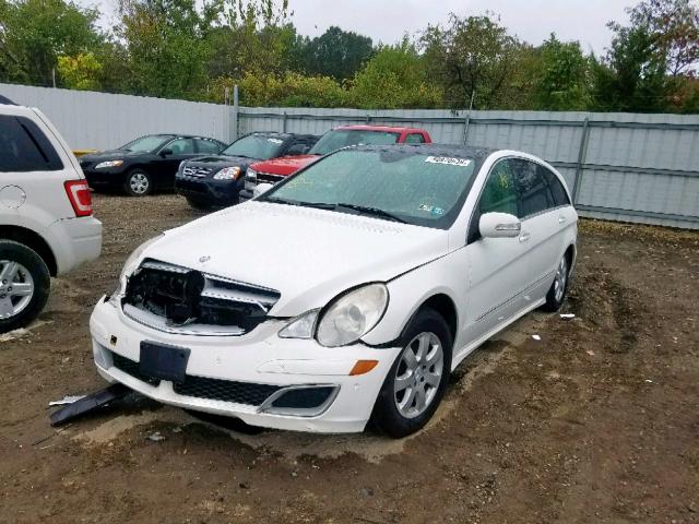 4JGCB65E87A056329 - 2007 MERCEDES-BENZ R 350 WHITE photo 2