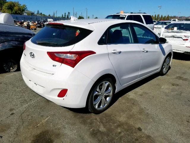 KMHD35LE8DU074838 - 2013 HYUNDAI ELANTRA GT WHITE photo 4