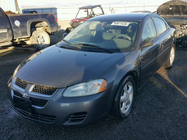 1B3EL46R65N647816 - 2005 DODGE STRATUS SX GRAY photo 2