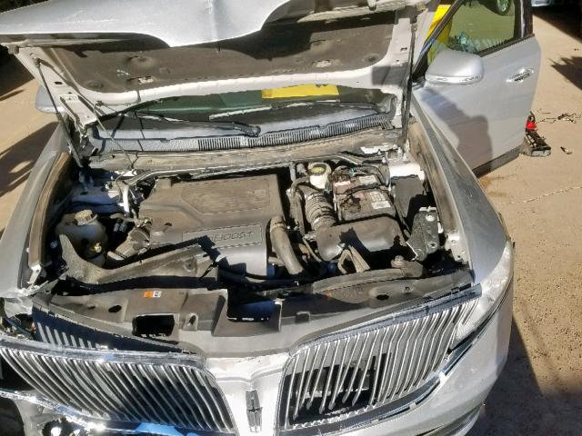 2LMHJ5AT7DBL58058 - 2013 LINCOLN MKT SILVER photo 7