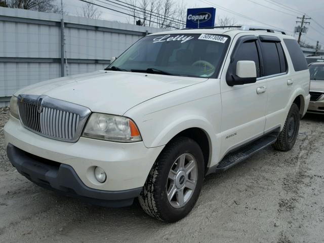 5LMEU88H04ZJ29997 - 2004 LINCOLN AVIATOR 白色 照片 2